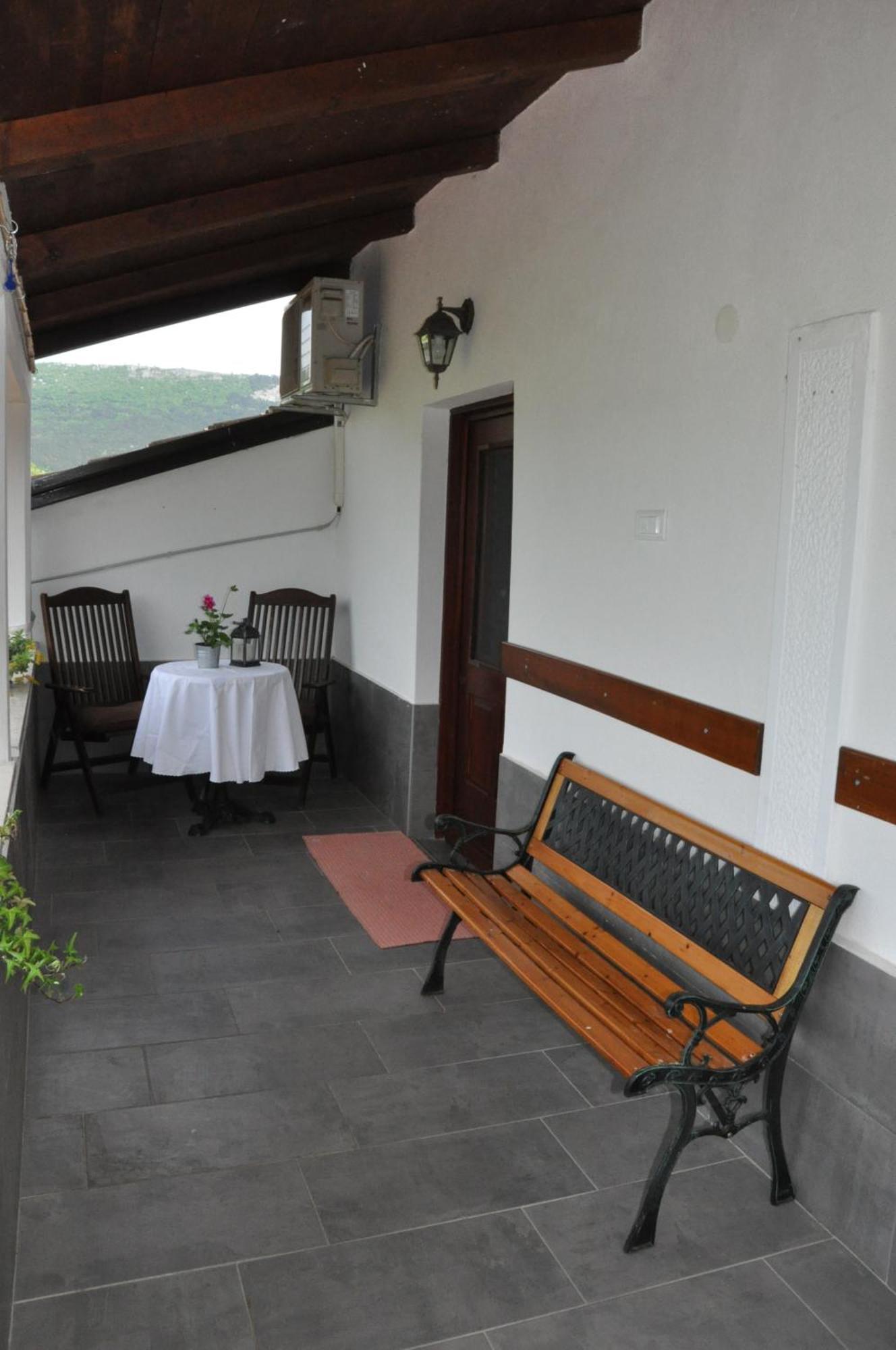 Guest House Most Buzet Buitenkant foto